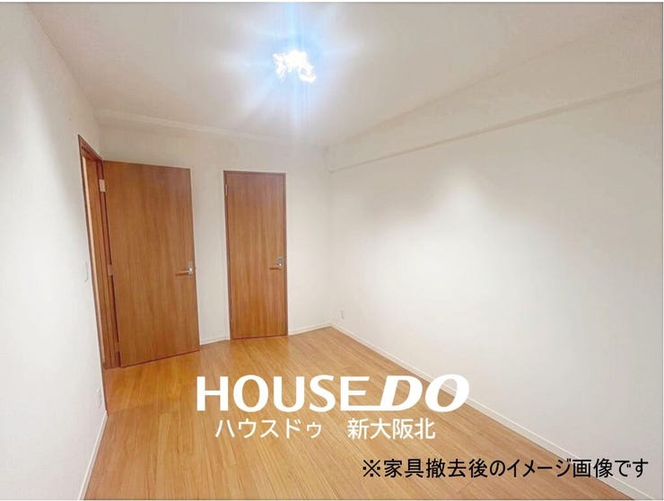 ■フローリングは、飲み物などをこぼしてもサッとひと吹きで汚れがとれるのでお掃除が楽々です!
■小さなお子さまのいるご家庭でも安心ですね!