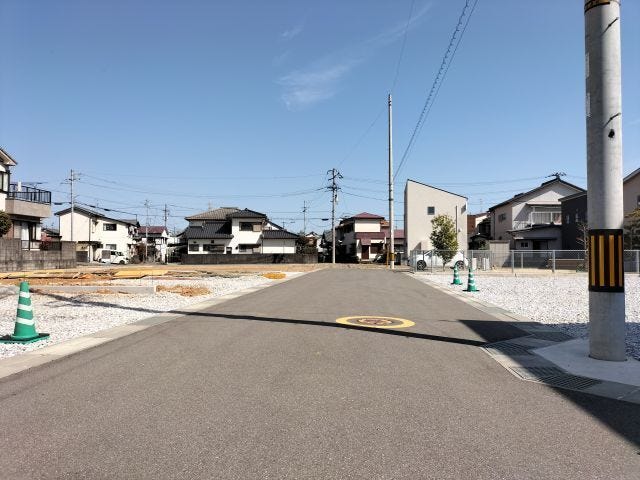 ★鴨田小学校区★
南側道路 西から東方向