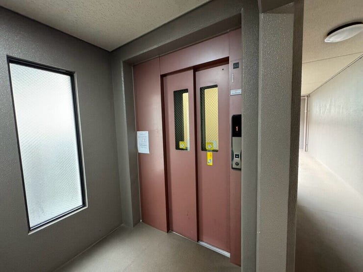 【Facilities】エレベーター付きで荷物の多い日もラクラク。上階でも快適に暮らせます。