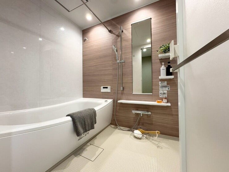 【Bathroom】リラックスできる空間で、一日の疲れを癒し、心身共にリフレッシュできます。