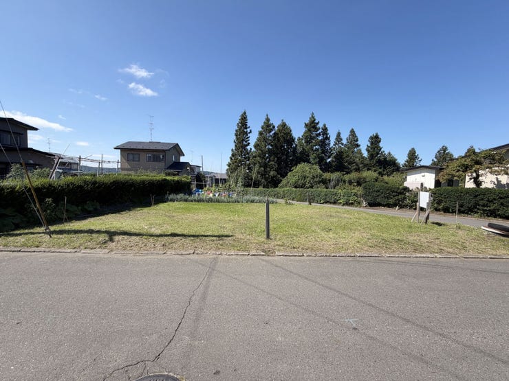 現地(2026年8月)撮影
◎建築条件無し◎
詳細は、ハウスドゥ 八戸田向へお気軽にお問い合わせください♪