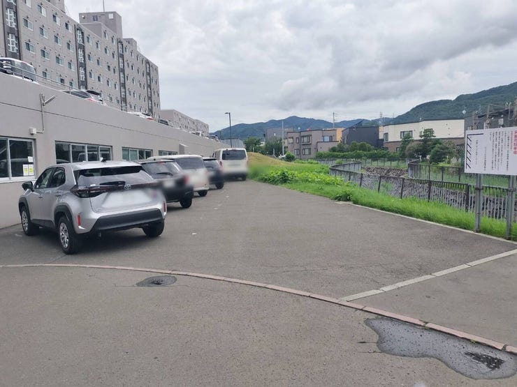 来客用駐車場