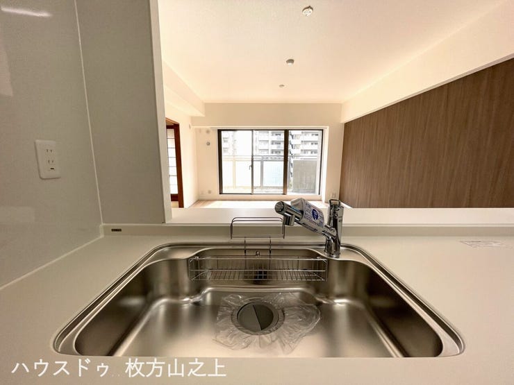 広々シンクを備えた、使い勝手の良いキッチンです。