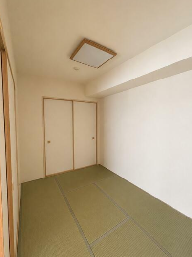 AIで家具家財を消しております。
