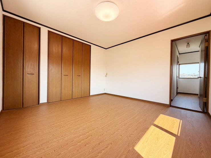 【2026年8月リフォーム】IHクッキングヒーター♪シャンプードレッサー♪全居室収納♪