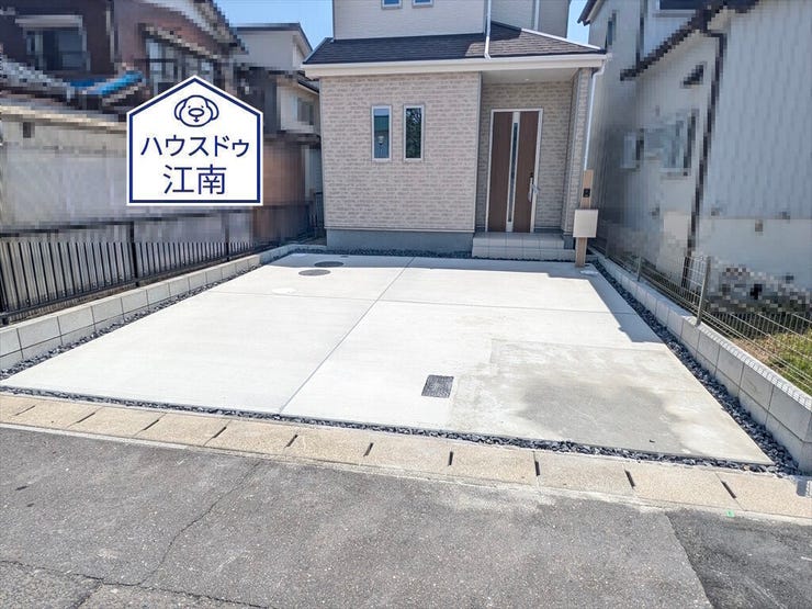【同社施工例】
並列駐車4台可能です!