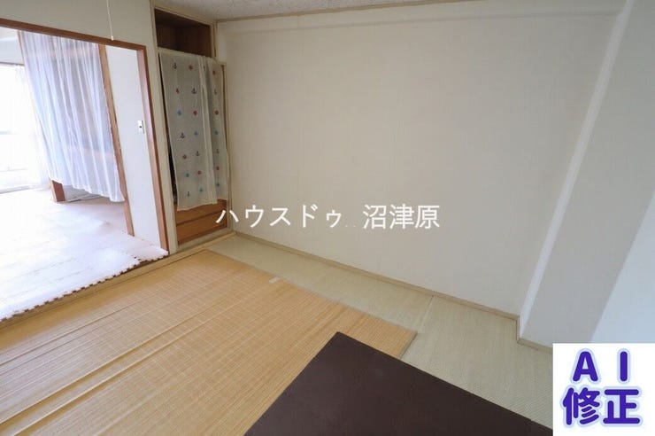 ※現況家具等有、売主様のプライバシーに配慮しCG加工により家具等消去した画像となり、現況との相違がある場合は現況を優先致します。