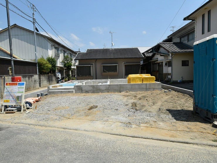 建設地を西側より撮影 2026.08.03