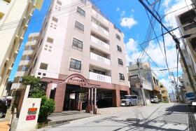 浦添市城間３丁目