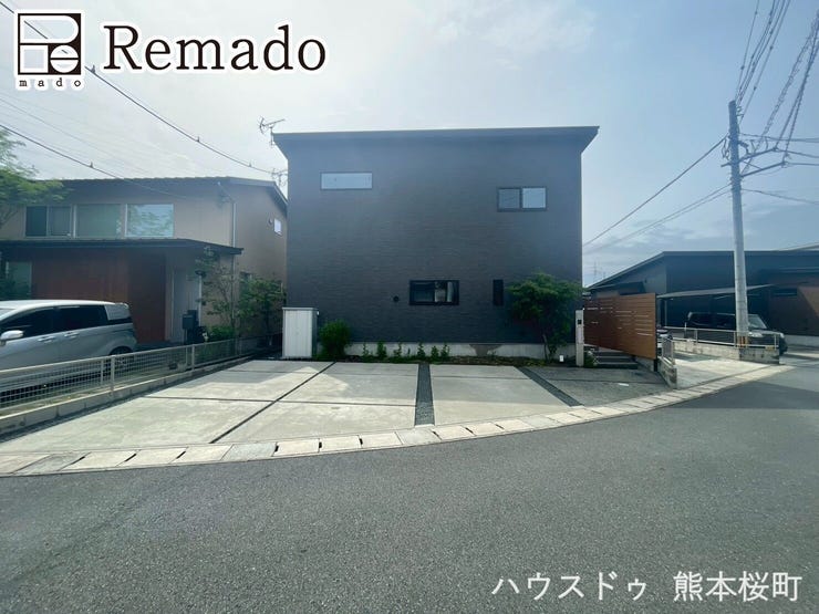 【外観】
■家の印象を決める「顔」■街並みに美しく調和しながら、帰るたびに誇らしく思える、あなたのためのシンボルです。
