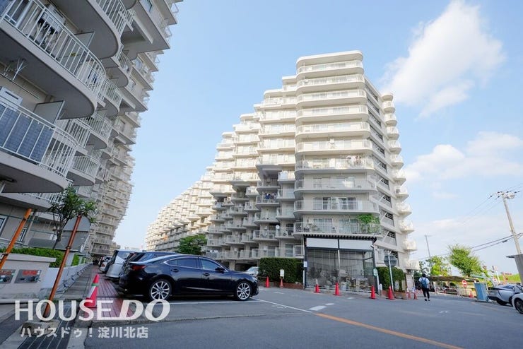 【外観】
■■本日内覧可能■■
阪急京都線「淡路」駅まで徒歩12分!■2026年6月フルリフォーム(水廻り全て新調・クロス・フローリング貼替・建具新調・ウォークインCL・パントリー新設)