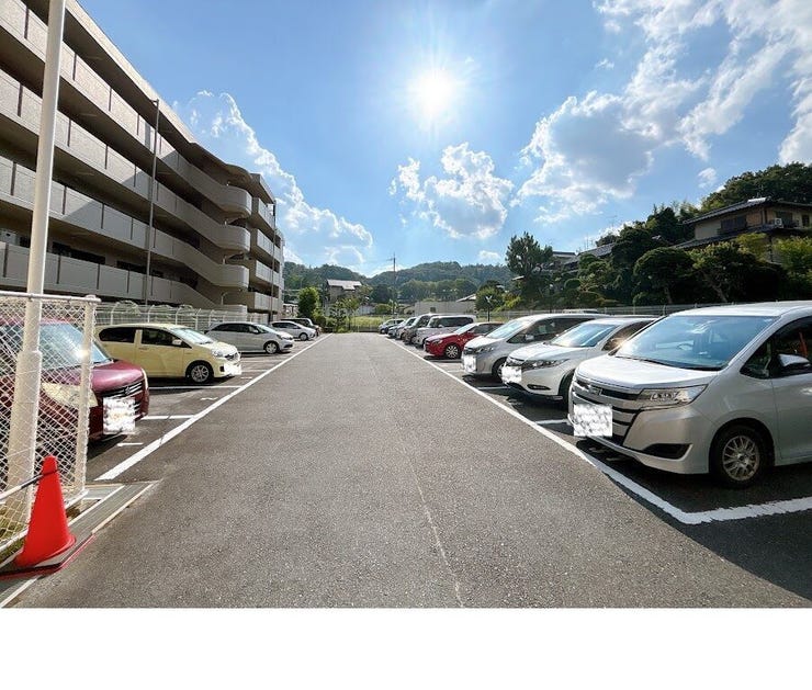 平面駐車場