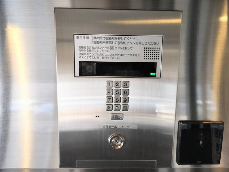 インターフォン