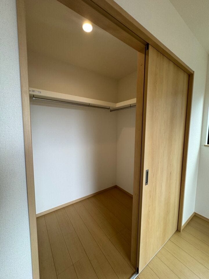 大容量のウォークインクローゼット