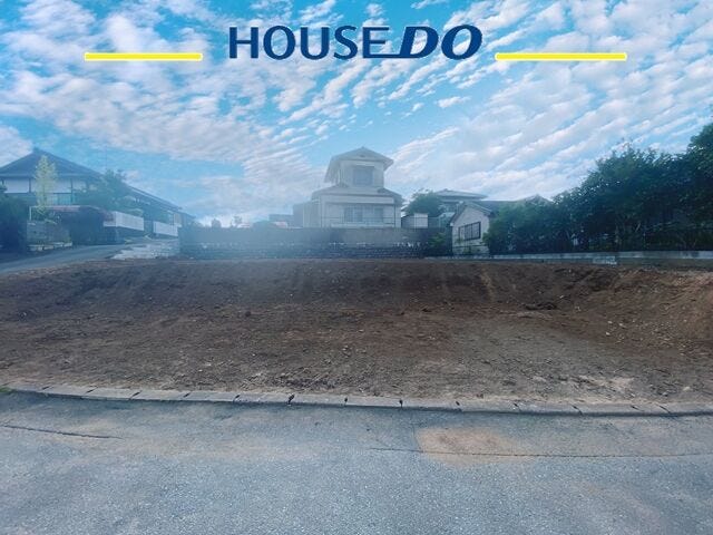 ◆南東角地ならではの開放感♪
陽当たりと風通しに恵まれた南東角地!
毎日気持ちよく過ごせる住環境で、ご家族の笑顔あふれる暮らしが始まります。