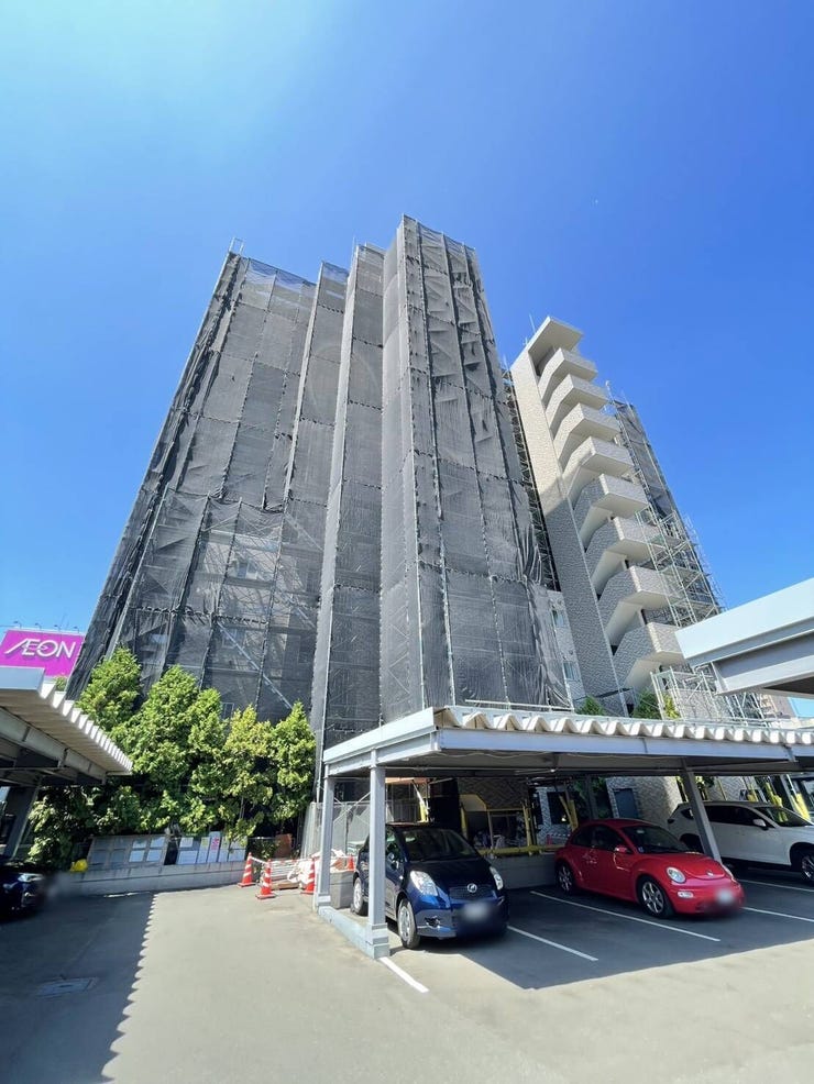 《外観写真》
現在修繕工事中になります。