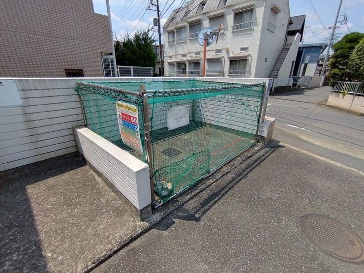ゴミ置き場