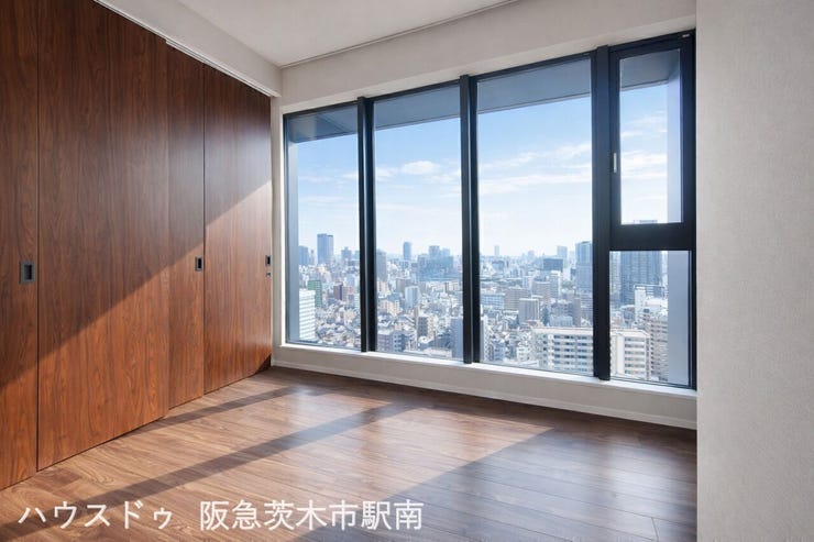 個室からも開放的な眺望が広がり、明るい陽光か?差し込む心地よいプライべート空間です