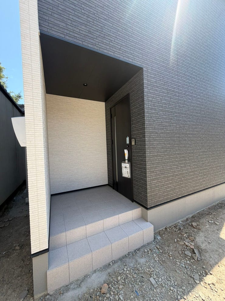【外観】
北吉津町4丁目に敷地45坪!29.05坪の新築分譲住宅が登場!- 福山駅まで徒歩20~25分ほどの距離にあり、中心部へのアクセスが良い立地