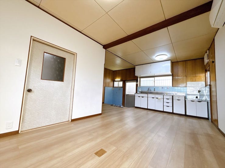 開放感のある広いLDK!
家具やインテリアの配置も楽しめます。