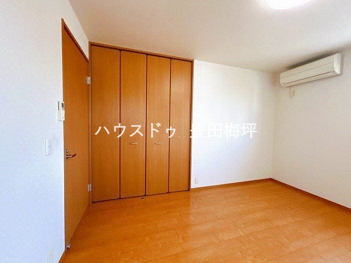 二階北東側洋室