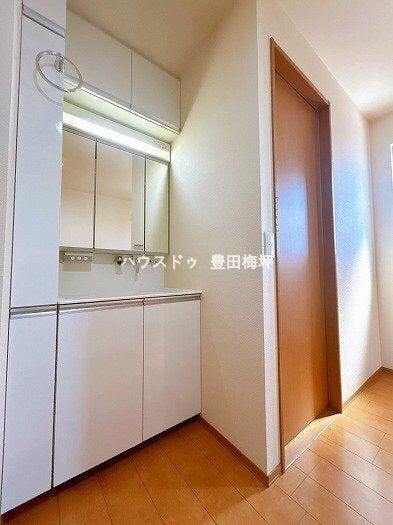 2階廊下洗面