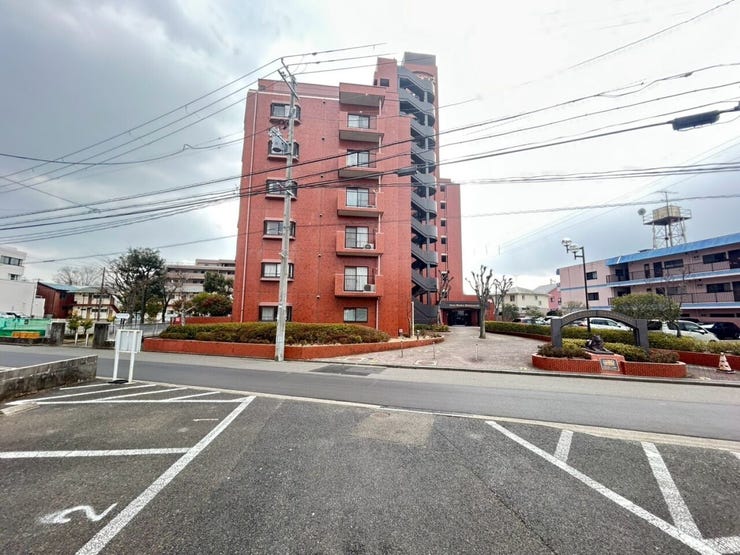 周辺に大きな建物が少ないため、風通良好、日当たり良好です。