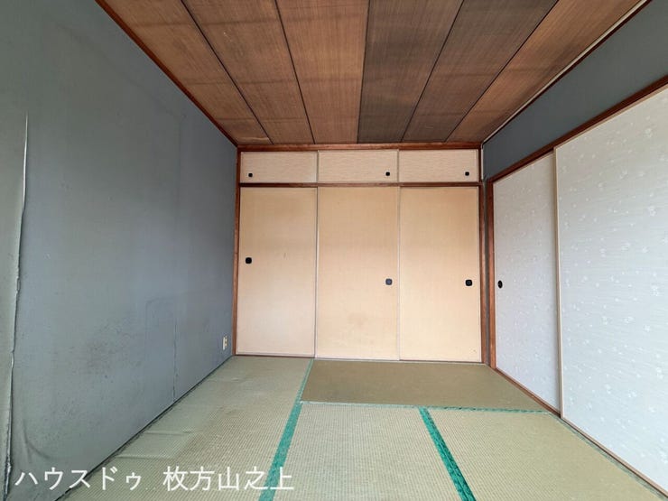 畳の温もりを感じる、くつろぎの和空間です。