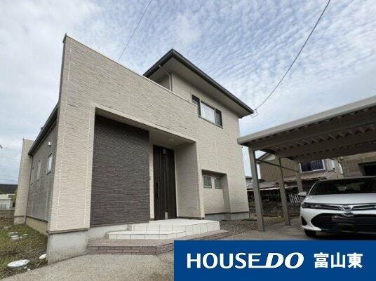 【外観】
2011年3月築!石友ホーム施工!現況空室のため内見できます(^^)/