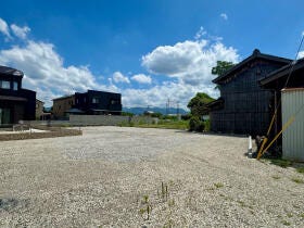 彦根市極楽寺町