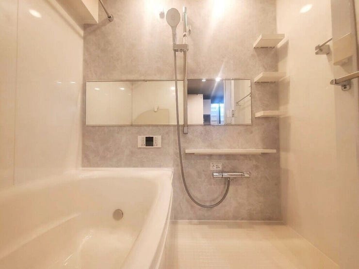【Bathroom】リラックスできる空間で、一日の疲れを癒し、心身共にリフレッシュできます。