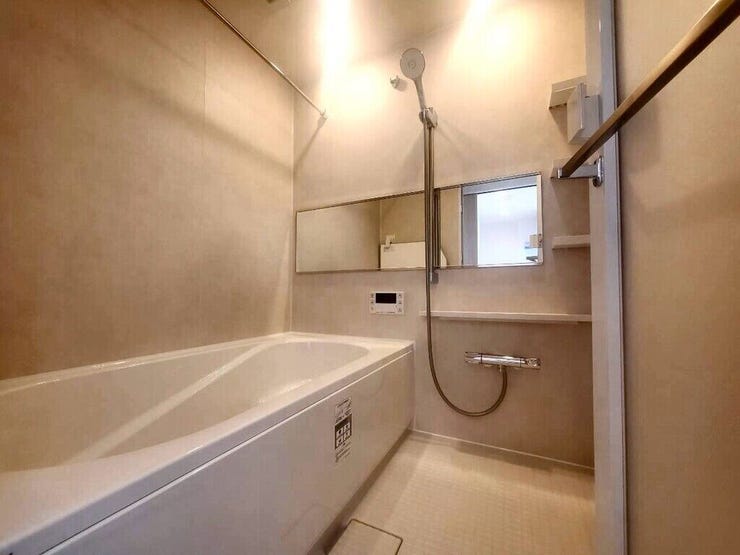 【Bathroom】リラックスできる空間で、一日の疲れを癒し、心身共にリフレッシュできます。