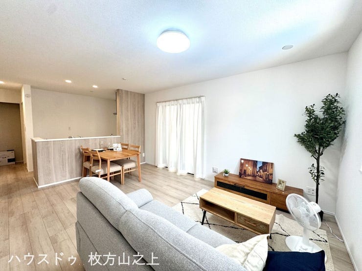 明るく開放感のあるリビングは、毎日の暮らしを豊かに彩ります。