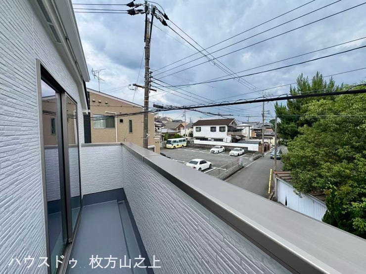 陽当たり・風通しも良く、洗濯物も気持ちよく乾かせます。