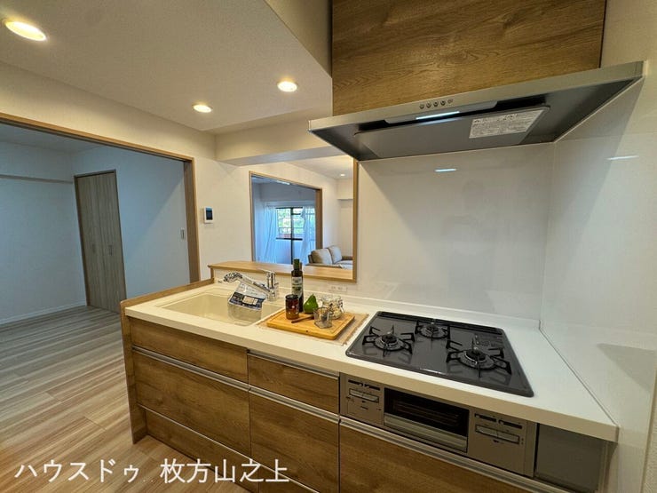 家族との会話が弾む対面キッチン