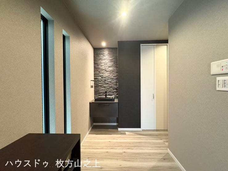 上質感のある内装が、住まい全体をスタイリッシュに演出します。