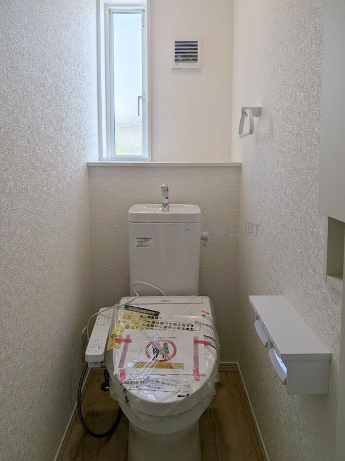 2Fにもトイレ完備しております