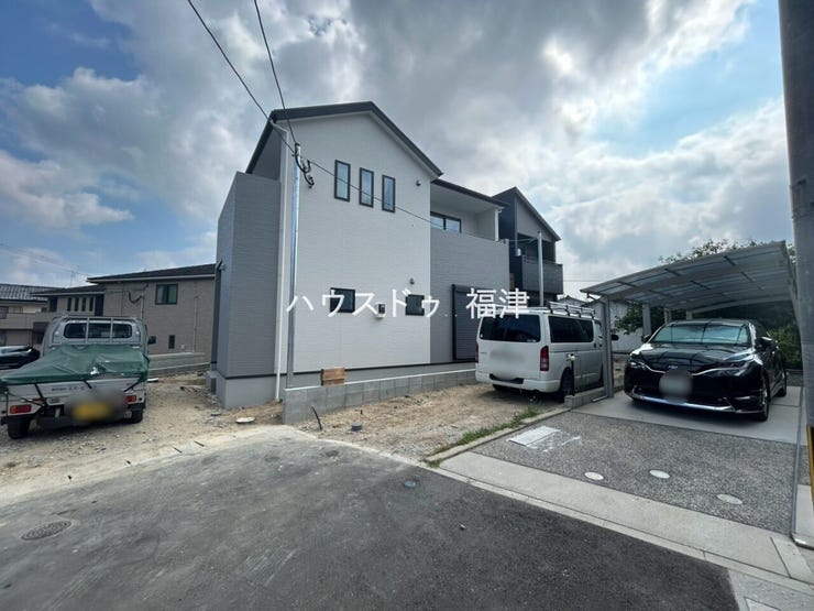 建物内完成しました!内覧予約受付中です♪
《福津市花見の里3丁目 新築戸建》