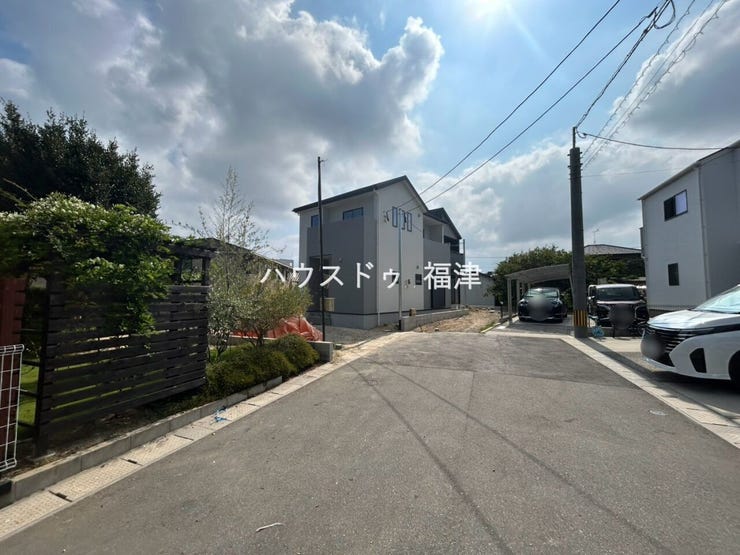 近日内観写真更新予定!
もうしばらくお待ちください♪
《福津市花見の里3丁目 新築戸建》
