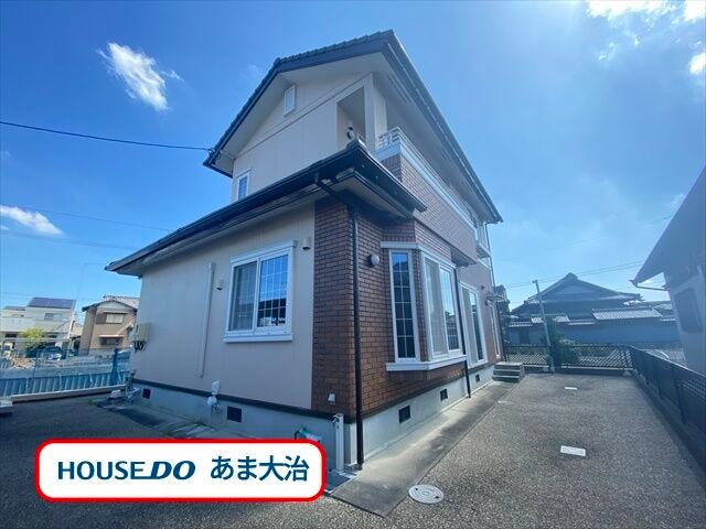 【外観】
スーパー徒歩約3分。あま市森5丁目に中古一戸建てが登場しました。2026年10月にリフォーム完了予定。白蟻点検も行われる予定です。