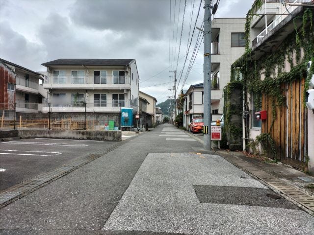 ★潮江小学校区★
北側道路 東から西方向