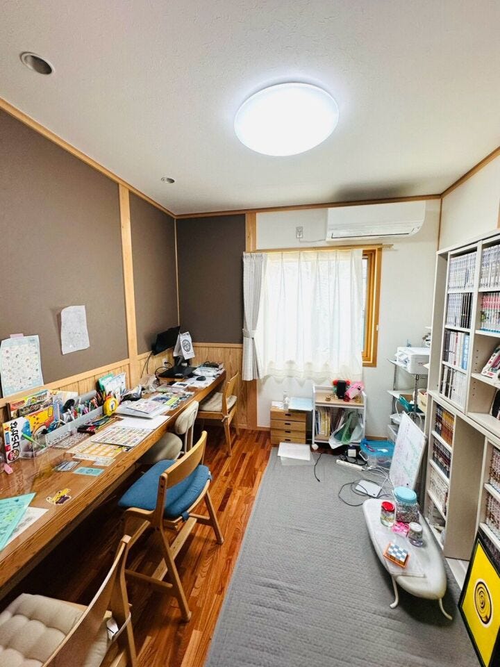 洋室5.5帖 書斎やお子様の勉強部屋におすすめです!