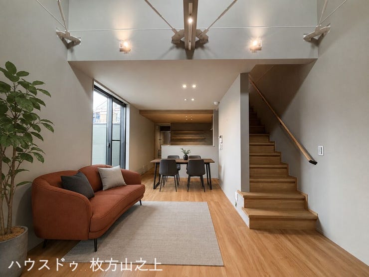 LDKを見渡せる開放的な対面キッチン。家族との会話を楽しみながらお料理ができます。※掲載画像はCGによるイメージです。実際の室内には家具・小物等は設置されておりません。