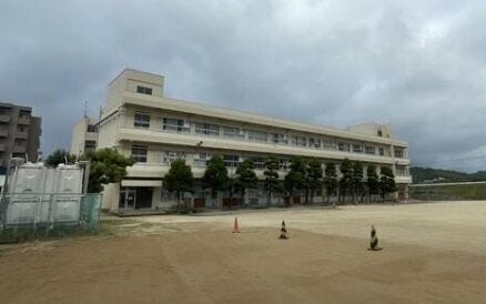 城東小学校