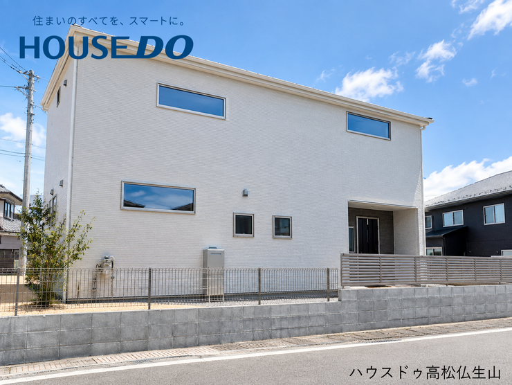 【外観】
※掲載画像はAIによるホームステージングイメージです。家具・家電・小物はイメージであり、実際には設置されていません。