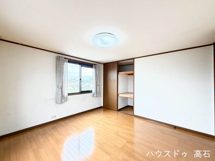 8畳洋室