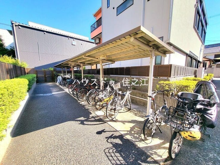 ★駐輪場も区画数はたくさんございます。空き状況の確認はお気軽にお申し付け下さい。