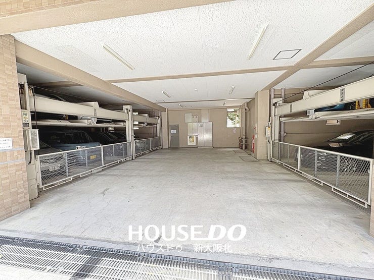 ■屋根がついているので、雨の日のお出かけもラクラクですね!
■駐車場の空き状況は常に変動していますので最新の空き状況をお調べいたします!お気軽にお問い合わせください!