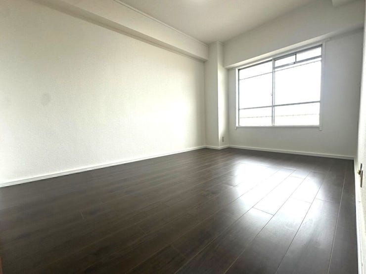家具を配置しやすいお部屋です◎