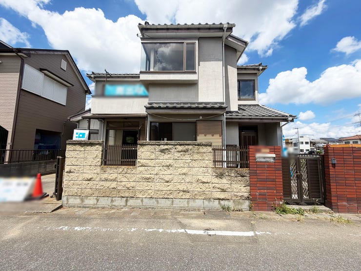 【外観】
★4LDK!南向き!
★閑静な住宅街!